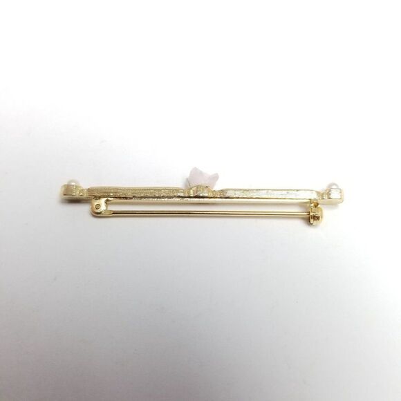 Vintage Gold Tone Bar Brooch with Tiny Pink Rose Center Faux Pearls, Enamel, 90s - Picture 3 of 5